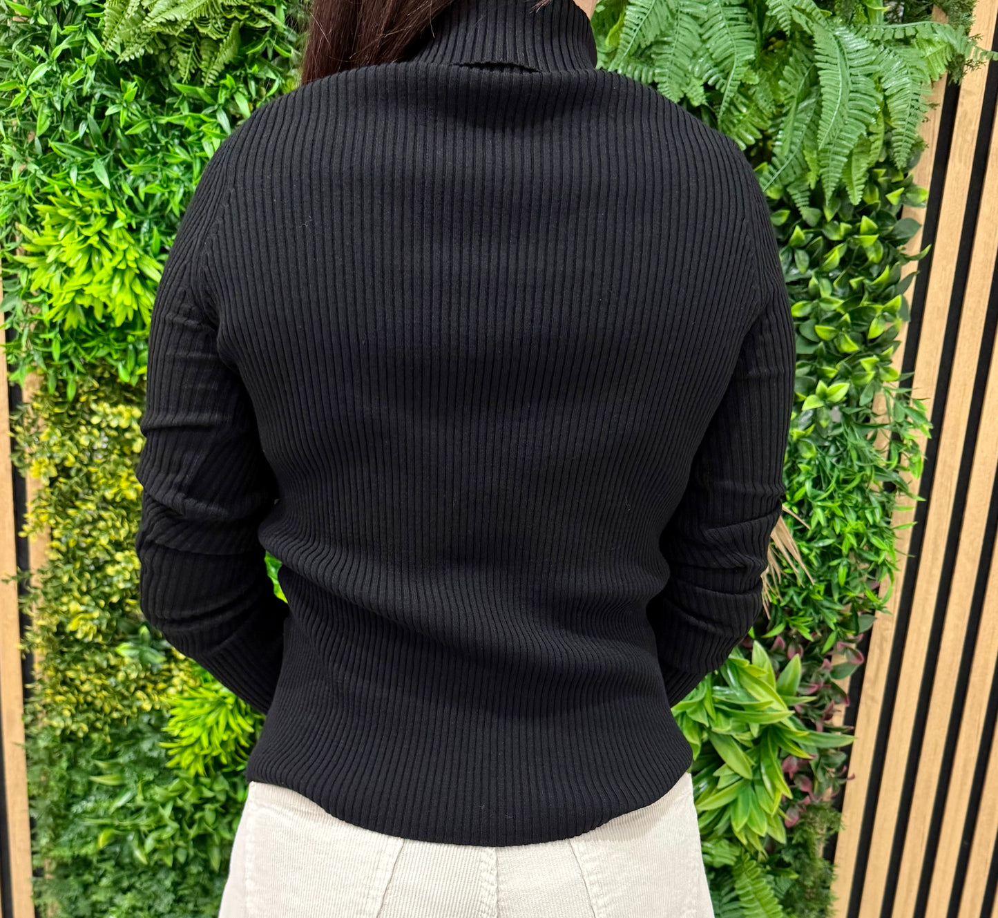 MAGLIONCINO SWANNESTUDIO