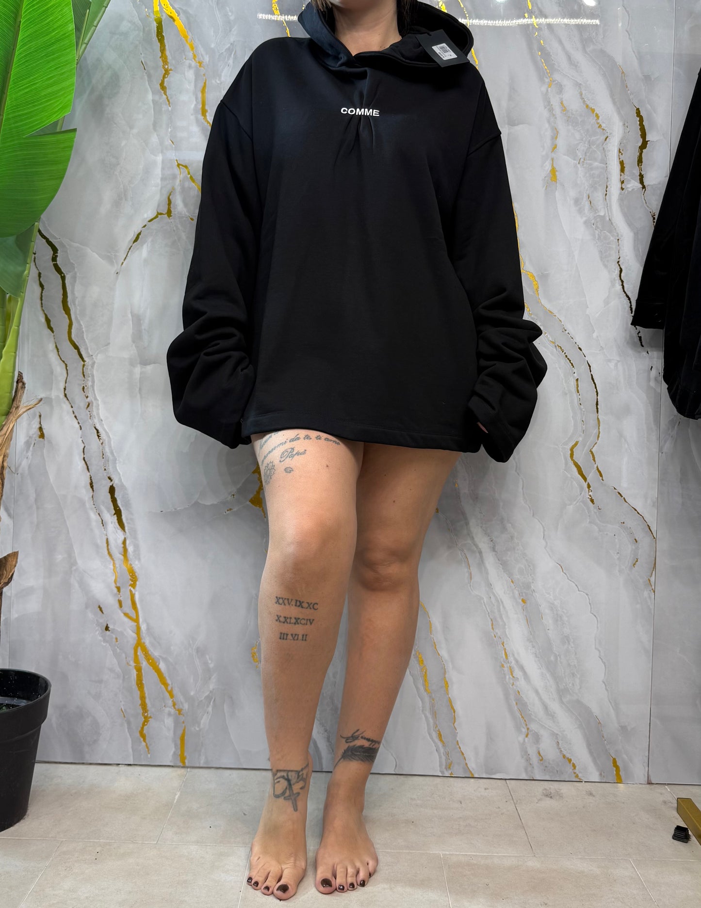 Felpone nero plessato al petto COMME des FUCKDOWN