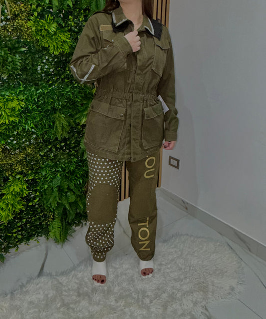 COMPLETO BRAND UNIQUE