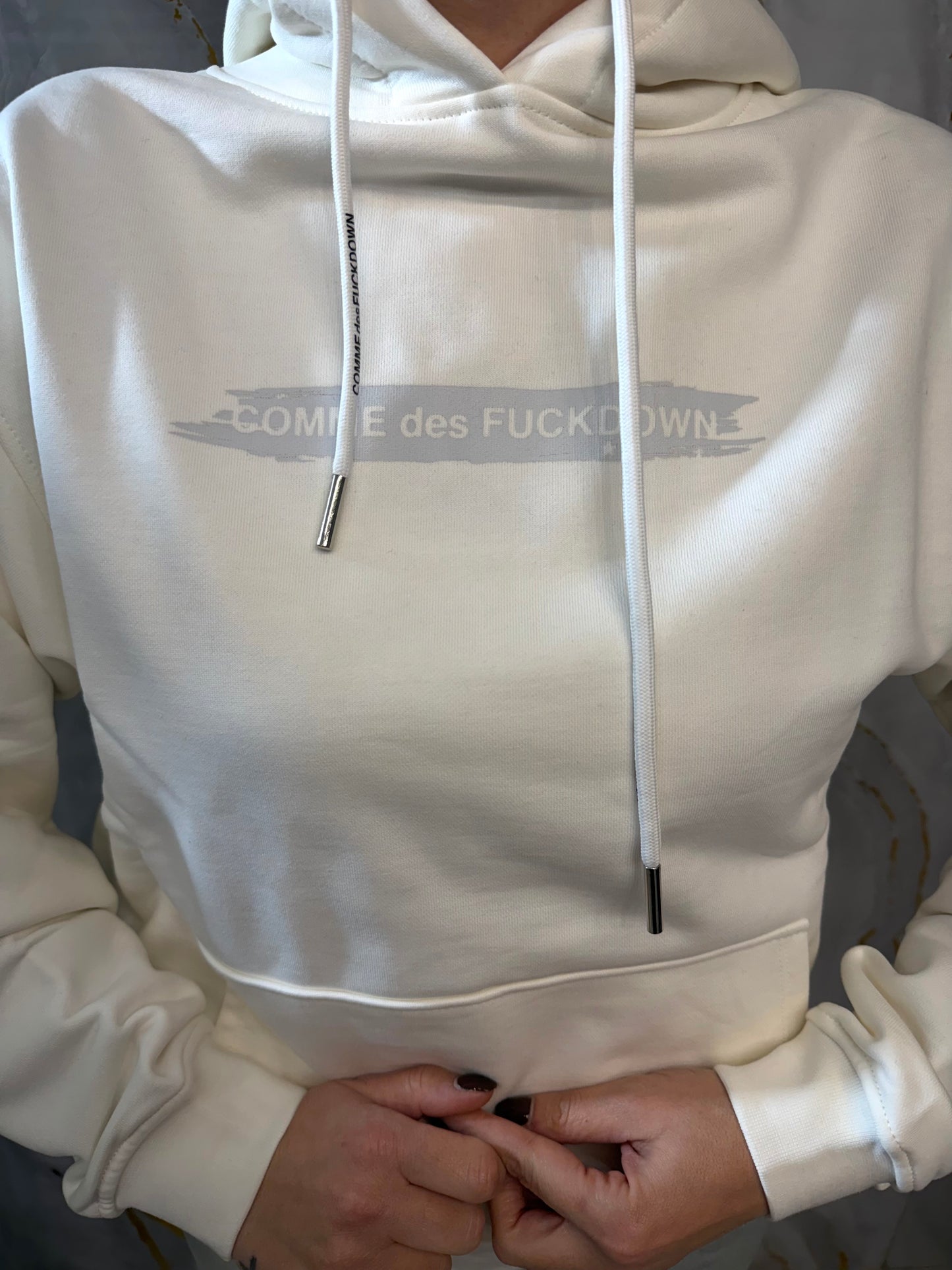Felpa con stampa laminata COMME des FUCKDOWN