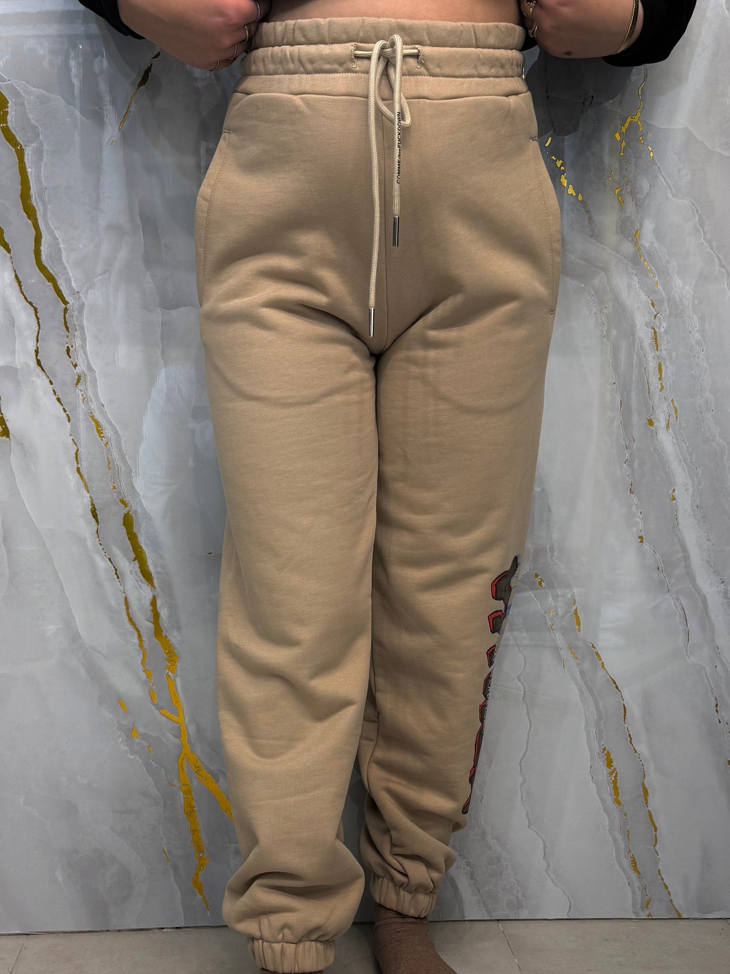 Pantatuta stampa font distorto COMME des FUCKDOWN